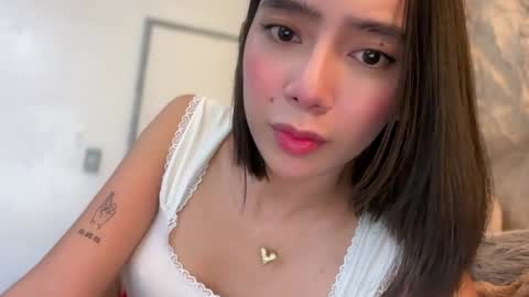 YowgineTheGreat online show from 9, 4, 2026