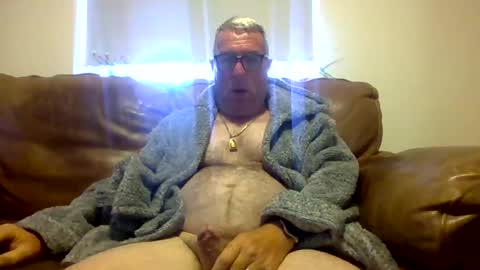 Snapshot of yragbew chatting on 28, 6, 2026 Daddiesgirl online show from 28, 6, 2026