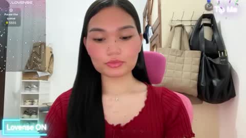 yrdrmgrl_jennie26 online show from 15, 4, 2026