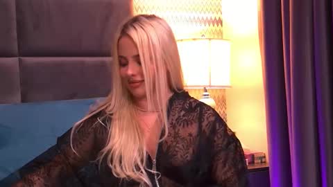 Foxie online show from 2, 10, 2025