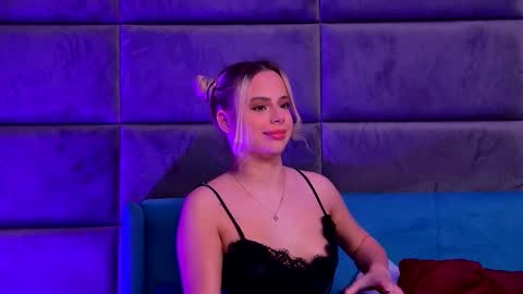 Foxie online show from 15, 12, 2025