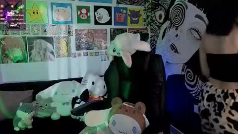    rawr   Anne Independent model      online show from 9, 9, 2025