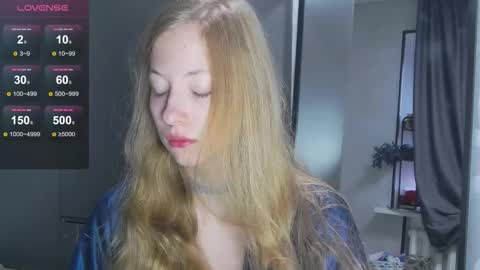 Snapshot of yuki_bloom chatting on 5, 10, 2025 yuki_bloom online show from 5, 10, 2025