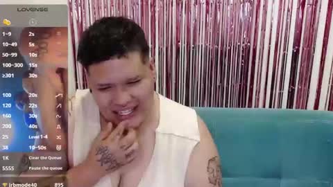 yul and val couple online show from 16, 3, 2026