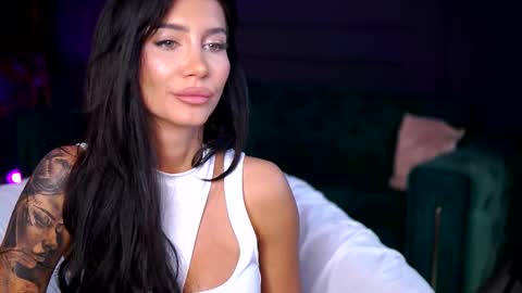 Snapshot of yuliadesirevska chatting on 24, 11, 2025 Yulia online show from 24, 11, 2025