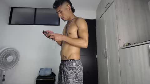 Snapshot of yulian_23 chatting on 25, 10, 2025 Ivan online show from 25, 10, 2025