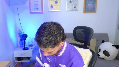 yulian_vasquez online show from 19, 11, 2025