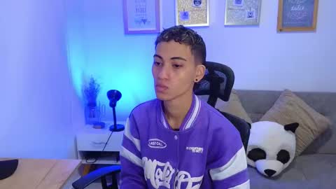 yulian_vasquez online show from 16, 12, 2025