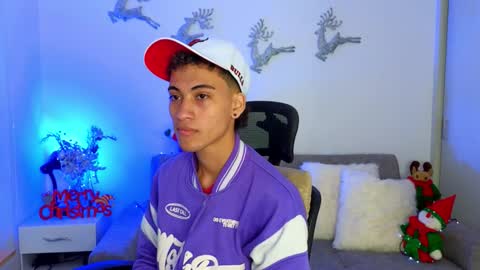 yulian_vasquez online show from 22, 12, 2025