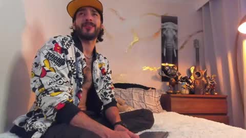 yulian 2811 online show from 31, 5, 2026