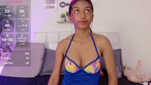 Snapshot of yuliethpetite chatting on 6, 10, 2025 yuliethpetite online show from 6, 10, 2025
