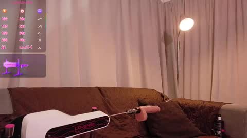 Snapshot of yuliethpetite chatting on 30, 11, 2025 yuliethpetite online show from 30, 11, 2025