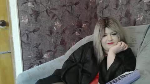 Snapshot of yuliiared chatting on 1, 5, 2026 yuliiared online show from 1, 5, 2026