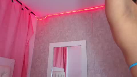 yulissa_girls online show from 17, 7, 2026