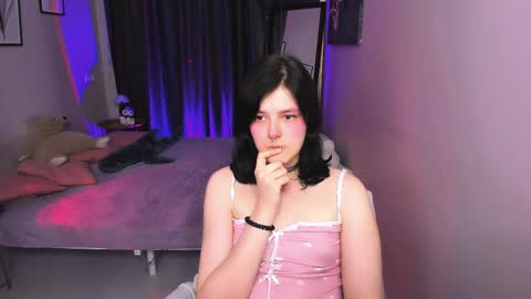 Yumi online show from 8, 4, 2026