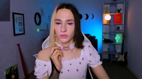 Snapshot of yumeliko_yummy chatting on 14, 9, 2025 Yumeliko online show from 14, 9, 2025
