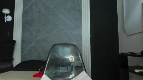 Yummyduo online show from 6, 3, 2025