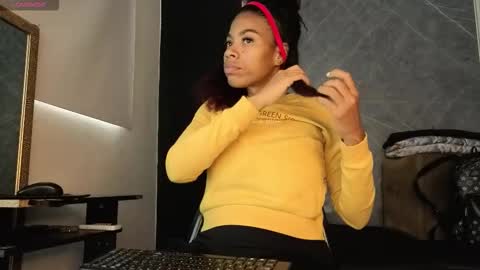 Yummyduo online show from 23, 10, 2025