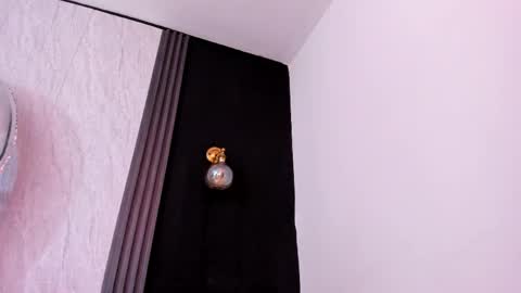 Yummyduo online show from 17, 4, 2026