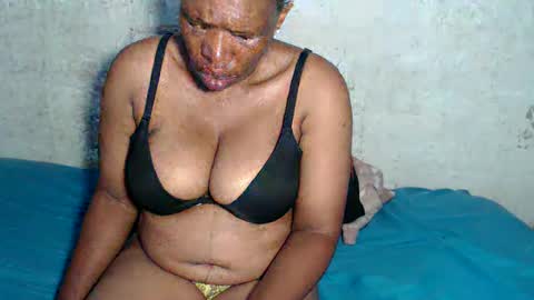 Snapshot of yummytittsxx chatting on 7, 1, 2025 yummytittsxx online show from 7, 1, 2025