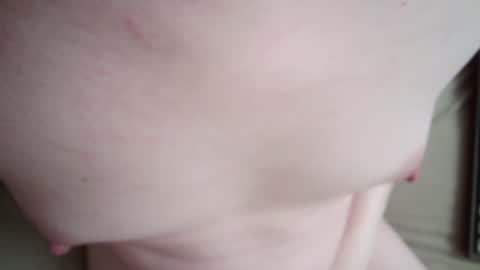 Snapshot of yuna_kannam chatting on 12, 12, 2024 Yuna online show from 12, 12, 2024