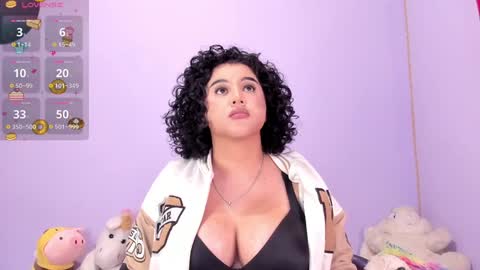 yunahott_ online show from 2, 2, 2025