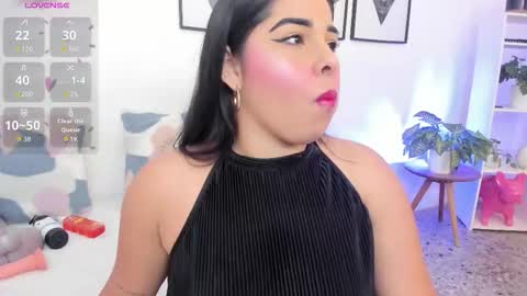 Yunna online show from 21, 10, 2025