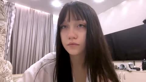 yuonneanastasia online show from 28, 2, 2026