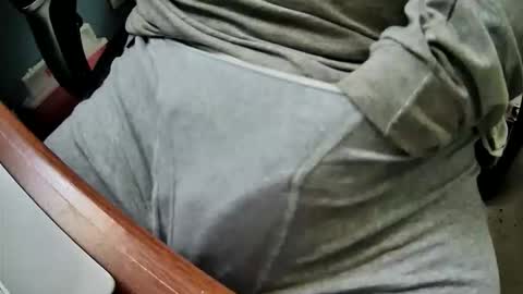 yuppers1234 online show from 15, 10, 2025