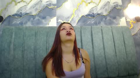 YUYIS online show from 15, 12, 2025