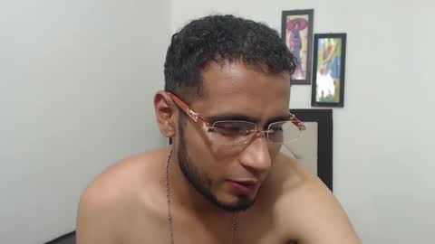 Snapshot of yuyussthh chatting on 20, 11, 2025 yuyussthh online show from 20, 11, 2025