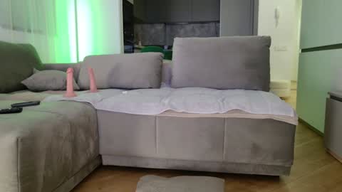 Snapshot of yvonna_ chatting on 2, 12, 2024 yvonna_ online show from 2, 12, 2024
