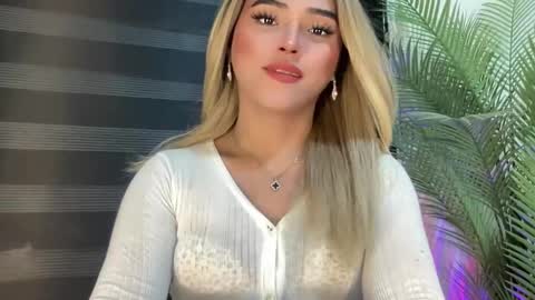 Miss Cali online show from 22, 2, 2025