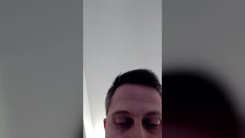 Snapshot of yxs25 chatting on 10, 7, 2026 Charles online show from 10, 7, 2026