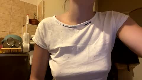 Snapshot of yzza_suave chatting on 14, 11, 2025 yzza_suave online show from 14, 11, 2025