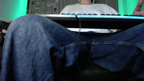 Zac Freelance model online show from 7, 2, 2025