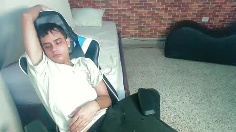 Snapshot of zacariass_ chatting on 26, 9, 2025 ZACARIAS online show from 26, 9, 2025