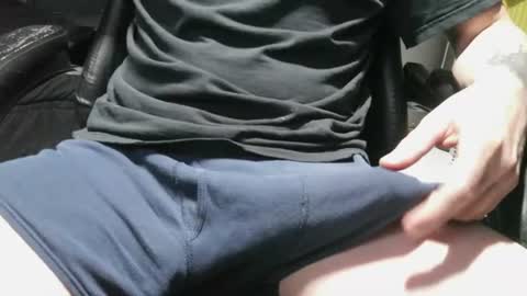 zach52590 online show from 10, 6, 2026