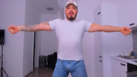 Snapshot of zackconnorsx chatting on 15, 2, 2026 Zack online show from 15, 2, 2026