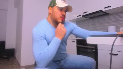 Snapshot of zackconnorsx chatting on 17, 2, 2026 Zack online show from 17, 2, 2026