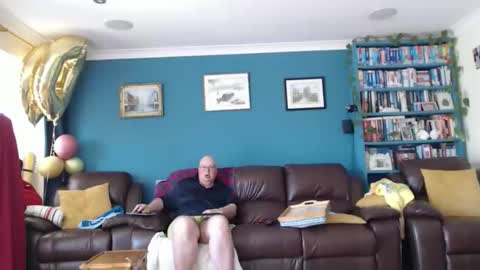 Snapshot of zacsmithuk chatting on 22, 5, 2026 Zac Smitj online show from 22, 5, 2026