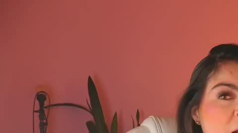 Snapshot of zafiiro_20 chatting on 4, 2, 2026 Zafiro online show from 4, 2, 2026