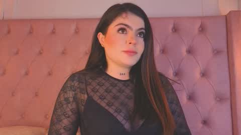 Snapshot of zafiiro_20 chatting on 6, 2, 2026 Zafiro online show from 6, 2, 2026