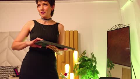 Karina  online show from 15, 9, 2025