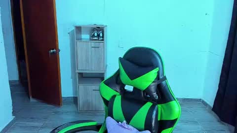 BiG Zafiro online show from 7, 4, 2026