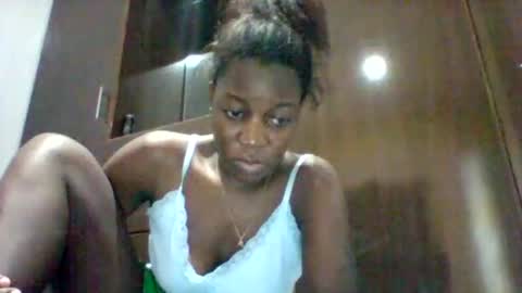 Snapshot of zainxxxx chatting on 22, 4, 2026 zainxxxx online show from 22, 4, 2026