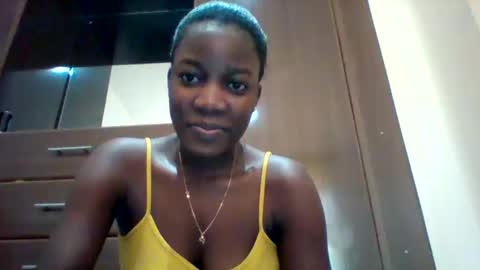 Snapshot of zainxxxx chatting on 3, 5, 2026 zainxxxx online show from 3, 5, 2026