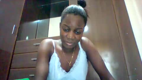 Snapshot of zainxxxx chatting on 13, 5, 2026 zainxxxx online show from 13, 5, 2026