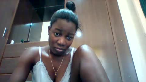 Snapshot of zainxxxx chatting on 24, 5, 2026 zainxxxx online show from 24, 5, 2026