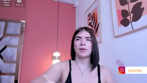 Snapshot of zamira_taylor chatting on 24, 5, 2026 zamira_taylor online show from 24, 5, 2026